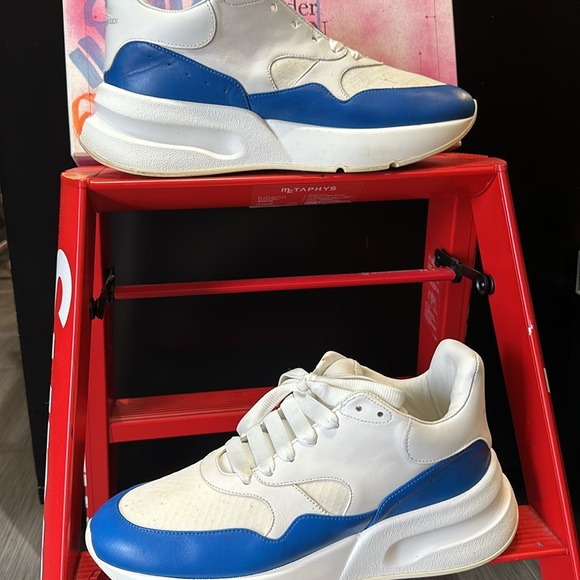 🔥🔥 Alexander McQueen Oversized Leather Sneaket - Picture 2 of 13